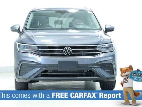 Used 2023 Volkswagen Tiguan SE AWD/4WD image 2