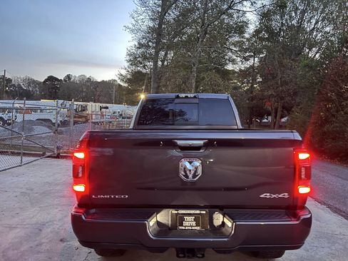 Used 2019 RAM 2500 Limited image 10