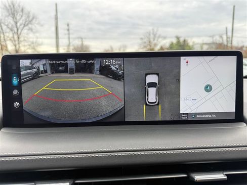 Used 2024 Genesis GV70 2.5T w/ Sport Prestige Package image 21