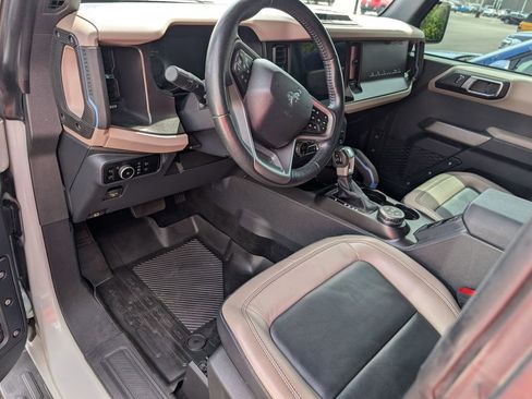 Used 2023 Ford Bronco Wildtrak AWD/4WD image 10