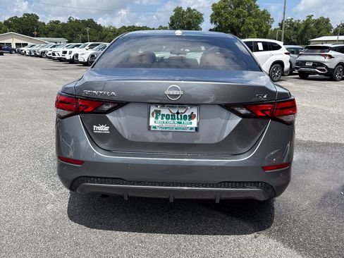 Used 2024 Nissan Sentra SV w/ SV Premium Package FWD image 4
