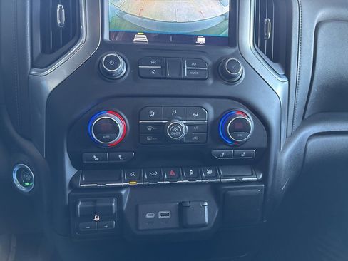 Used 2022 Chevrolet Silverado 1500 RST w/ LPO, Blackout Package image 18