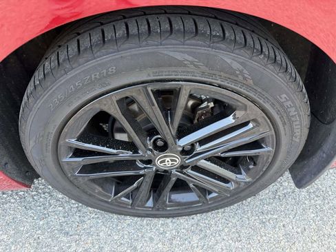 Used 2025 Toyota Camry SE w/ Convenience Package image 12