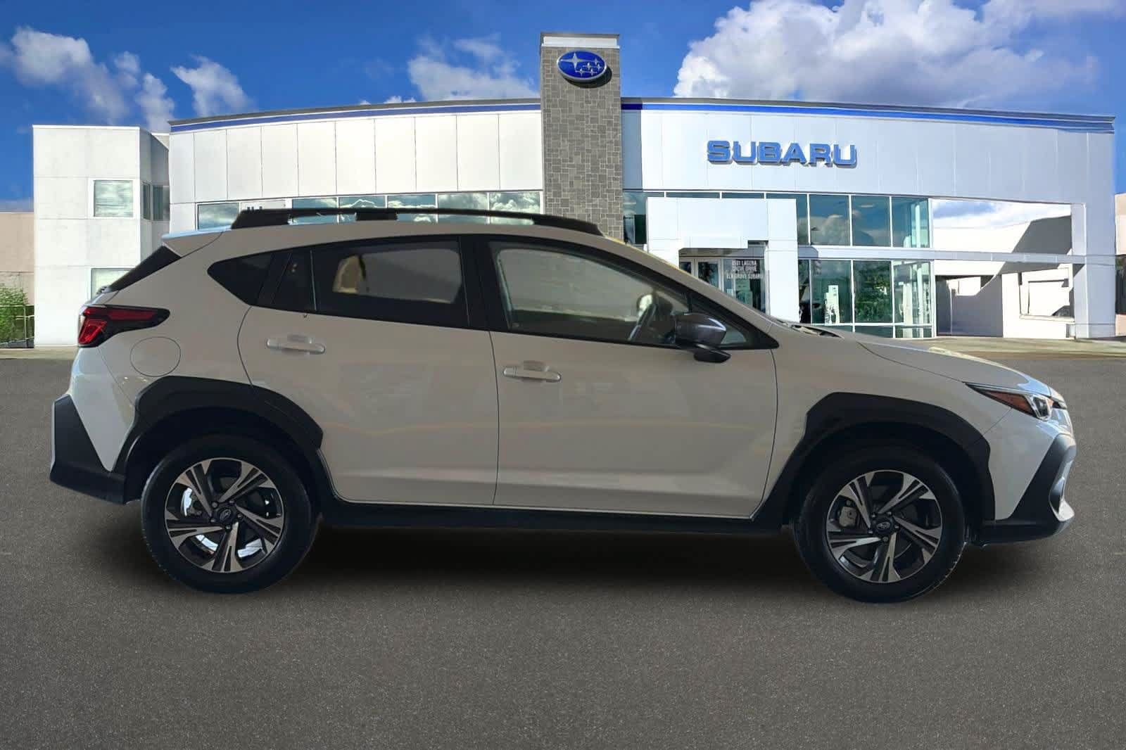 Used 2026 Subaru Crosstrek 2.5i Premium AWD/4WD image 6