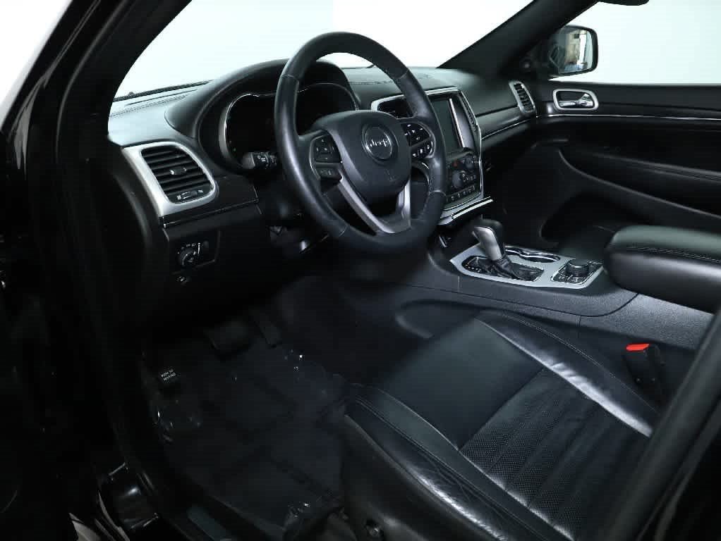 Used 2018 Jeep Grand Cherokee Limited AWD/4WD image 18