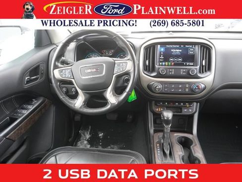 Used 2022 GMC Canyon Denali w/ Denali Black Edition Package image 7