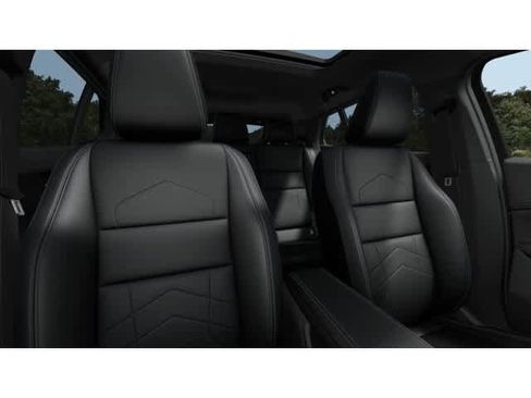 New 2026 BMW X2 xDrive28i w/ Convenience Package AWD/4WD image 11