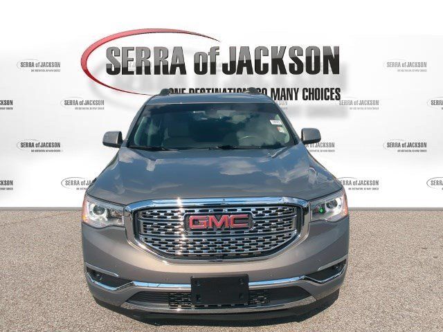 Used 2019 GMC Acadia Denali w/ Technology Package FWD image 3