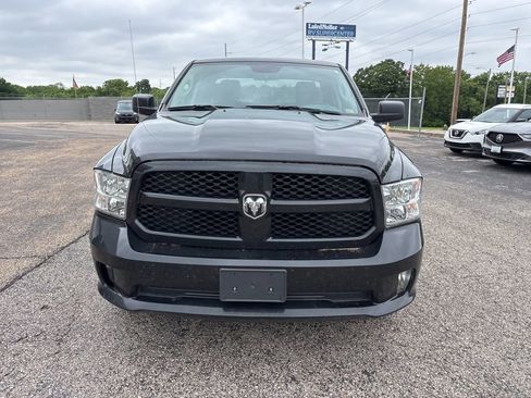 Used 2017 RAM 1500 Express AWD/4WD image 2