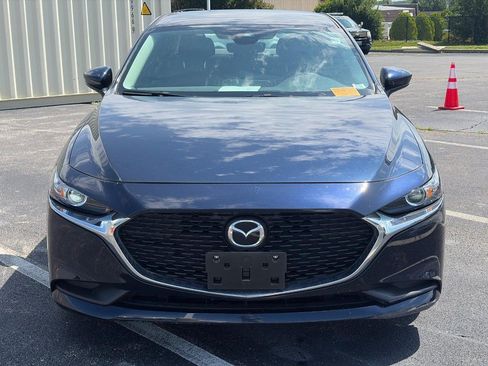 Used 2023 MAZDA MAZDA3 s FWD image 2