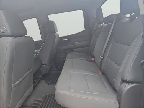 Used 2022 Chevrolet Silverado 1500 Custom image 9