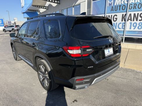 Used 2023 Honda Pilot Elite image 18