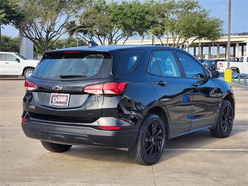 Used 2024 Chevrolet Equinox LS w/ Midnight Edition image 7