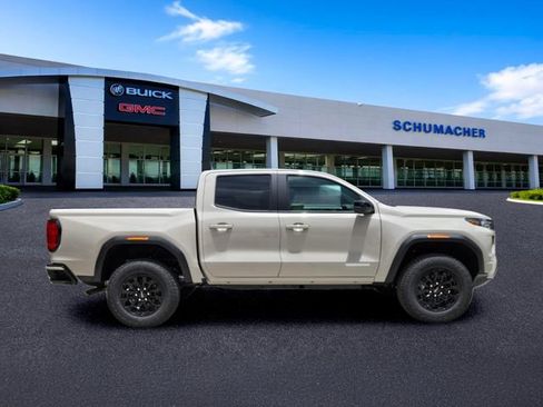 New 2026 GMC Canyon Elevation w/ Convenience Package RWD image 8