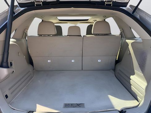 Used 2012 Lincoln MKX AWD image 22