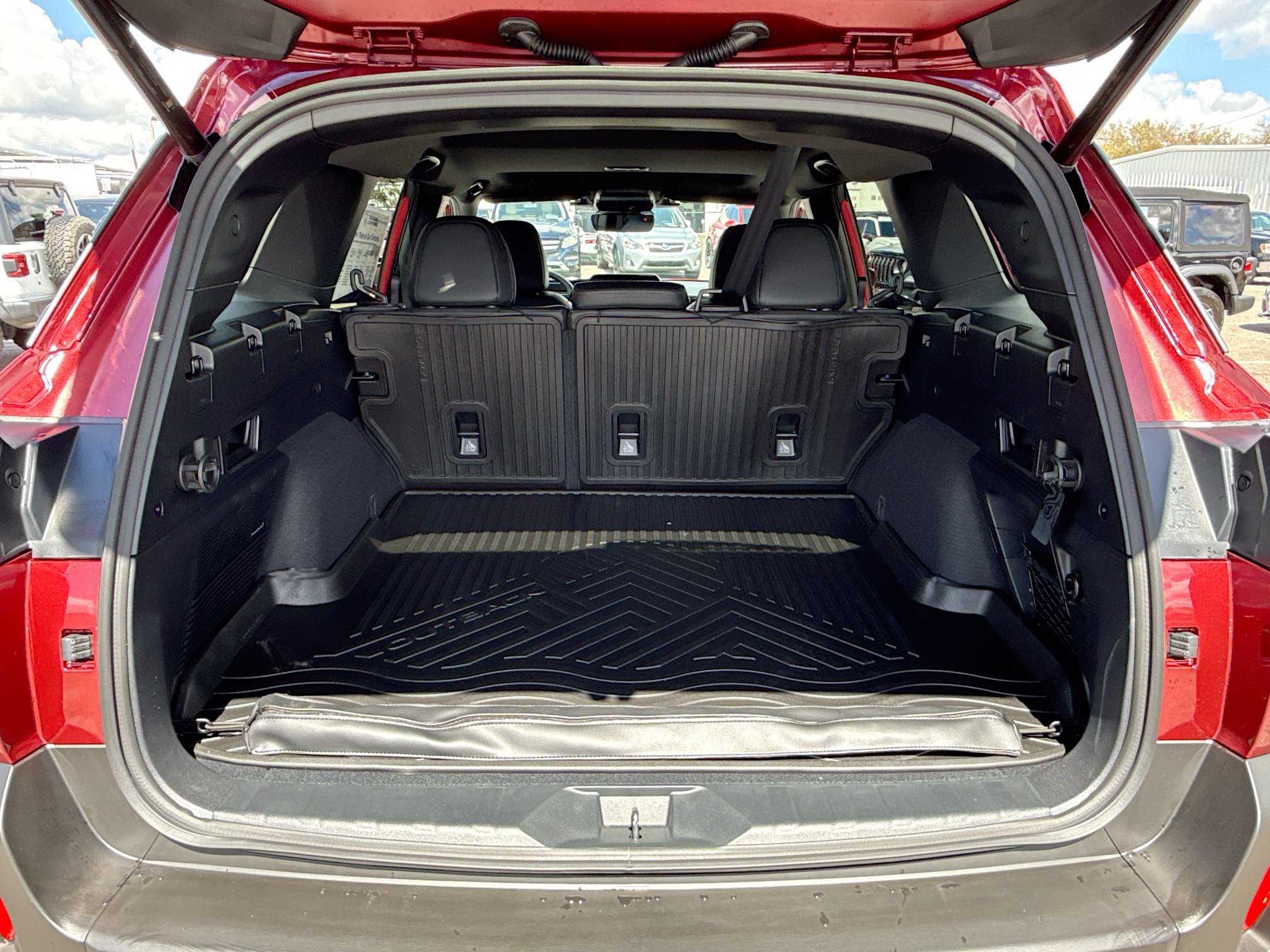 New 2026 Subaru Outback Limited AWD/4WD image 11