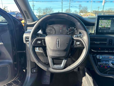 Used 2022 Lincoln Corsair AWD w/ Equipment Group 101A image 13