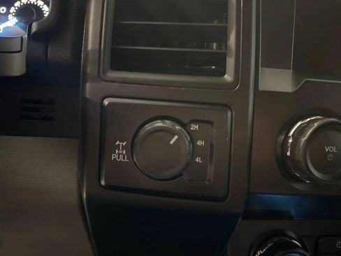 Used 2020 Ford F150 XL w/ Equipment Group 101A Mid AWD/4WD image 28