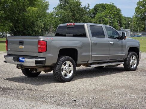 Used 2017 Chevrolet Silverado 2500 LTZ w/ Duramax Plus Package AWD/4WD image 7