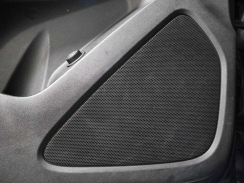 Used 2020 Chevrolet Equinox LT w/ Driver Convenience Package FWD image 17
