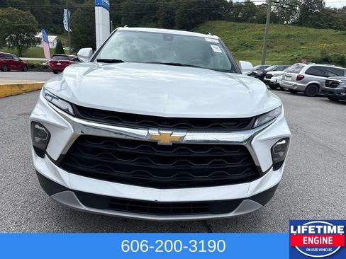 Used 2023 Chevrolet Blazer LT w/ Convenience Package FWD image 3
