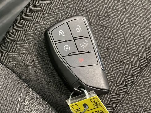 Used 2024 GMC Sierra 1500 Pro w/ Graphite Edition image 26