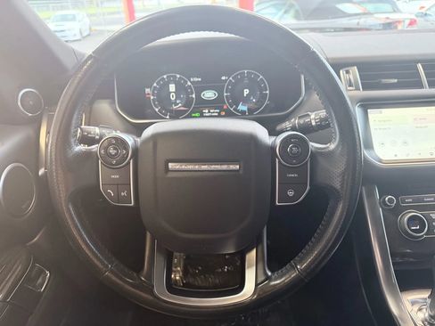 Used 2017 Land Rover Range Rover Sport HSE image 16