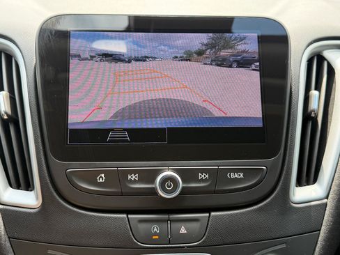 Used 2024 Chevrolet Malibu LS FWD image 14