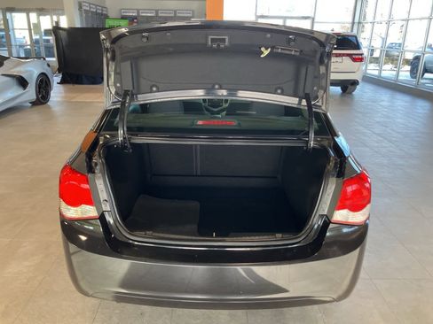 Used 2015 Chevrolet Cruze LS image 24