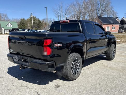 Used 2023 Chevrolet Colorado Z71 w/ Z71 Convenience Package 2 AWD/4WD image 7