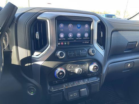 Used 2019 GMC Sierra 1500 Elevation w/ Elevation Value Package AWD/4WD image 16