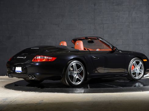 Used 2008 Porsche 911 Carrera S RWD image 3
