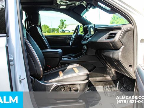 Used 2024 GMC Yukon AT4 w/ Technology Package AWD/4WD image 23