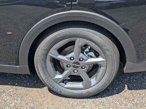 New 2026 Kia K4 FWD image 10