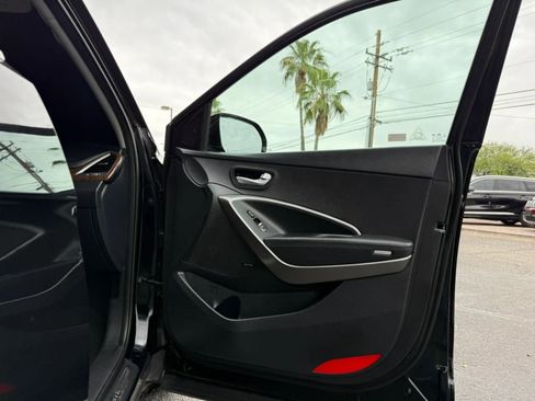 Used 2018 Hyundai Santa Fe Limited FWD image 34