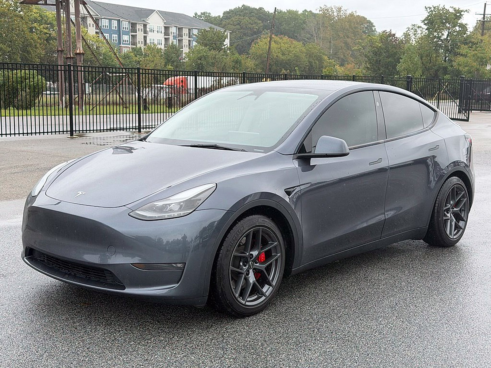 Used 2023 Tesla Model Y Performance AWD/4WD image 3
