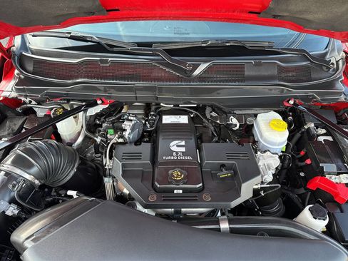 Used 2024 RAM 2500 Laramie w/ Night Edition image 14