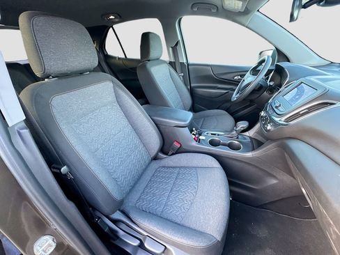 Used 2023 Chevrolet Equinox LT image 25