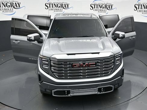Used 2025 GMC Sierra 1500 Denali w/ Denali Reserve Package AWD/4WD image 34