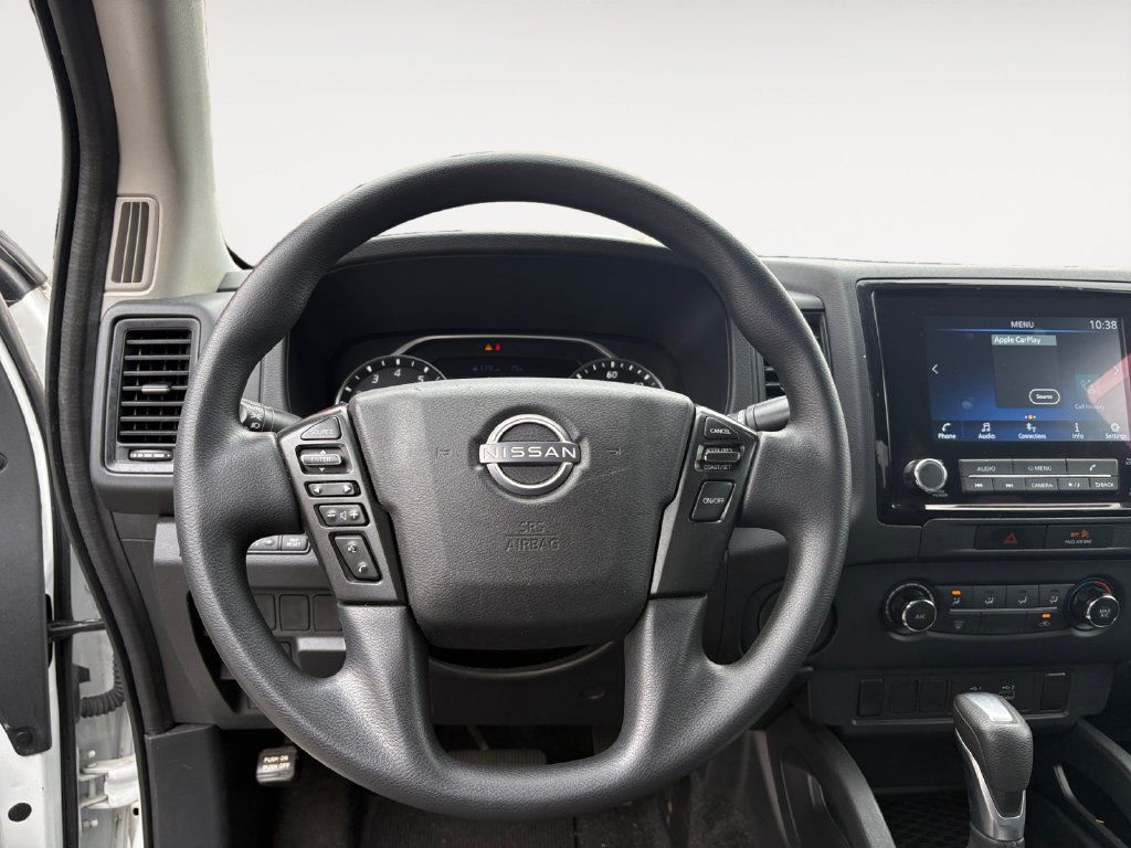 Used 2022 Nissan Frontier S RWD image 12