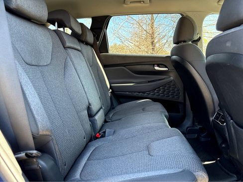 Used 2023 Hyundai Santa Fe SE image 18