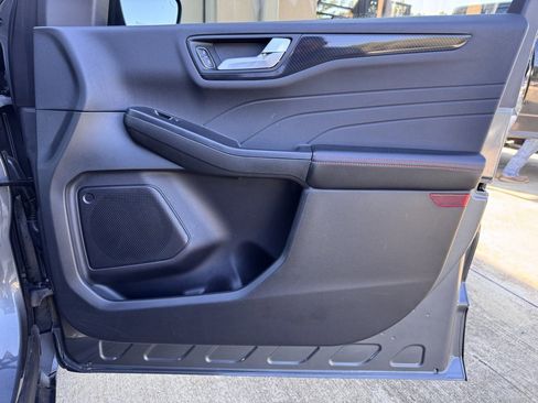 Used 2024 Ford Escape ST-Line image 20
