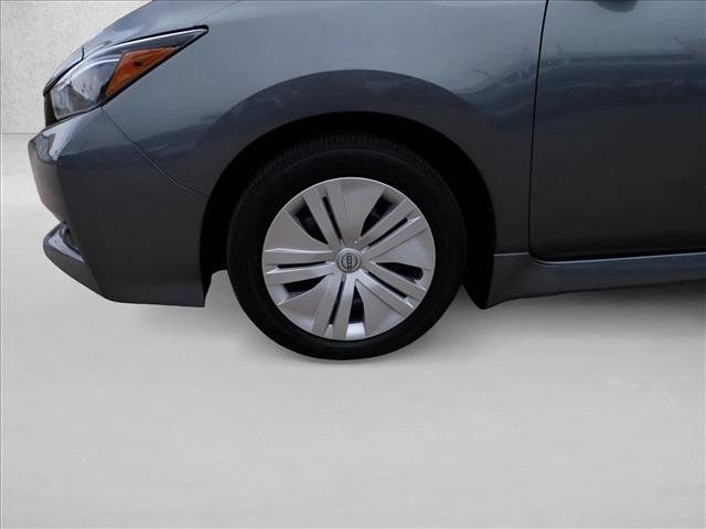 Used 2025 Nissan Leaf S FWD image 7