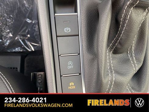 New 2026 Volkswagen Jetta SEL image 40