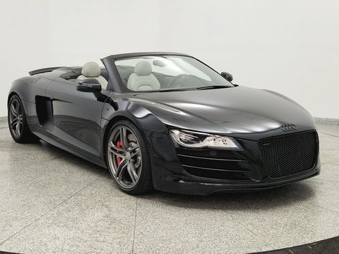 Used 2011 Audi R8 V10 w/ Enhanced Leather Pkg AWD/4WD image 7