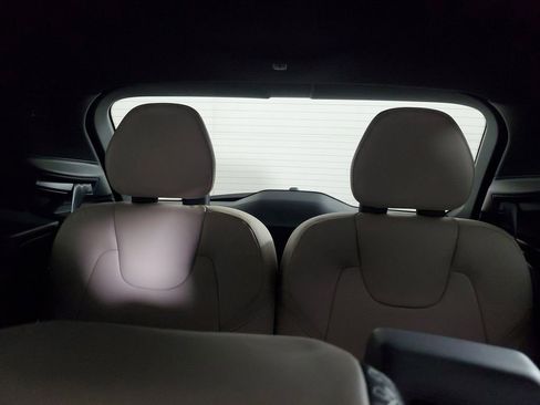 New 2026 Volvo XC90 T8 Ultra w/ Protection Package Premier AWD/4WD image 15
