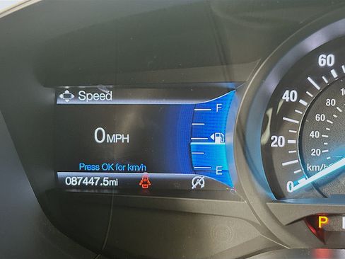 Used 2020 Ford Fusion SE FWD image 18