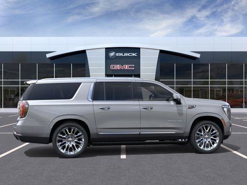 New 2026 GMC Yukon XL Denali AWD/4WD image 5