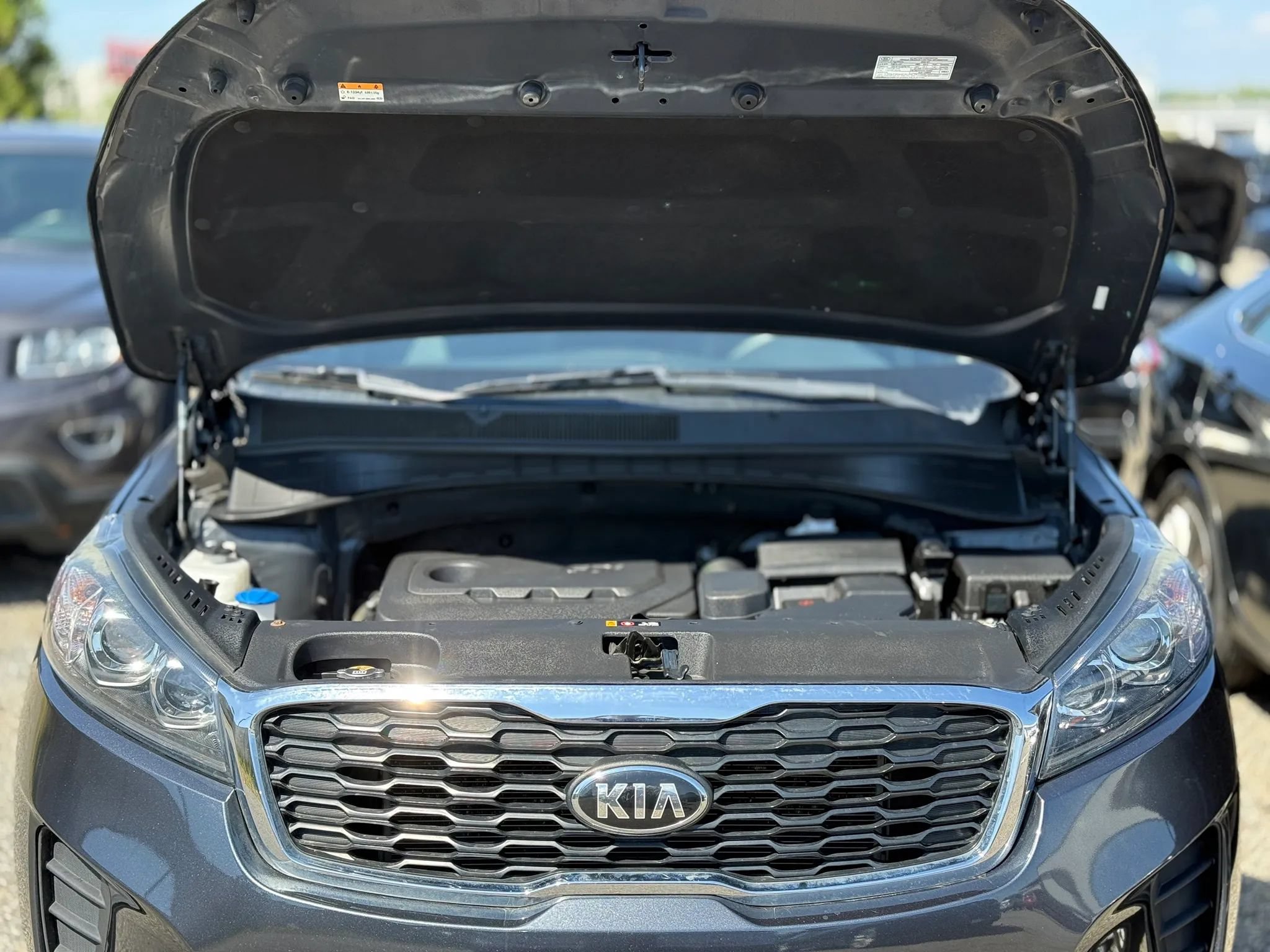 Used 2020 Kia Sorento LX AWD/4WD image 29