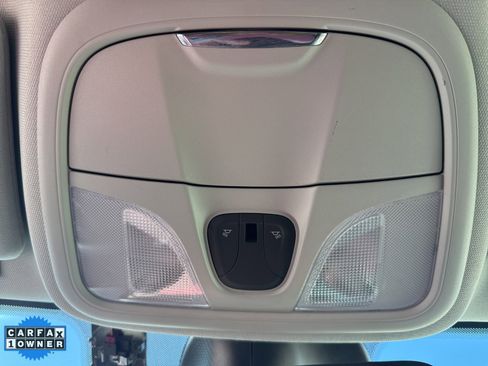 Used 2023 Jeep Cherokee Altitude Lux image 16